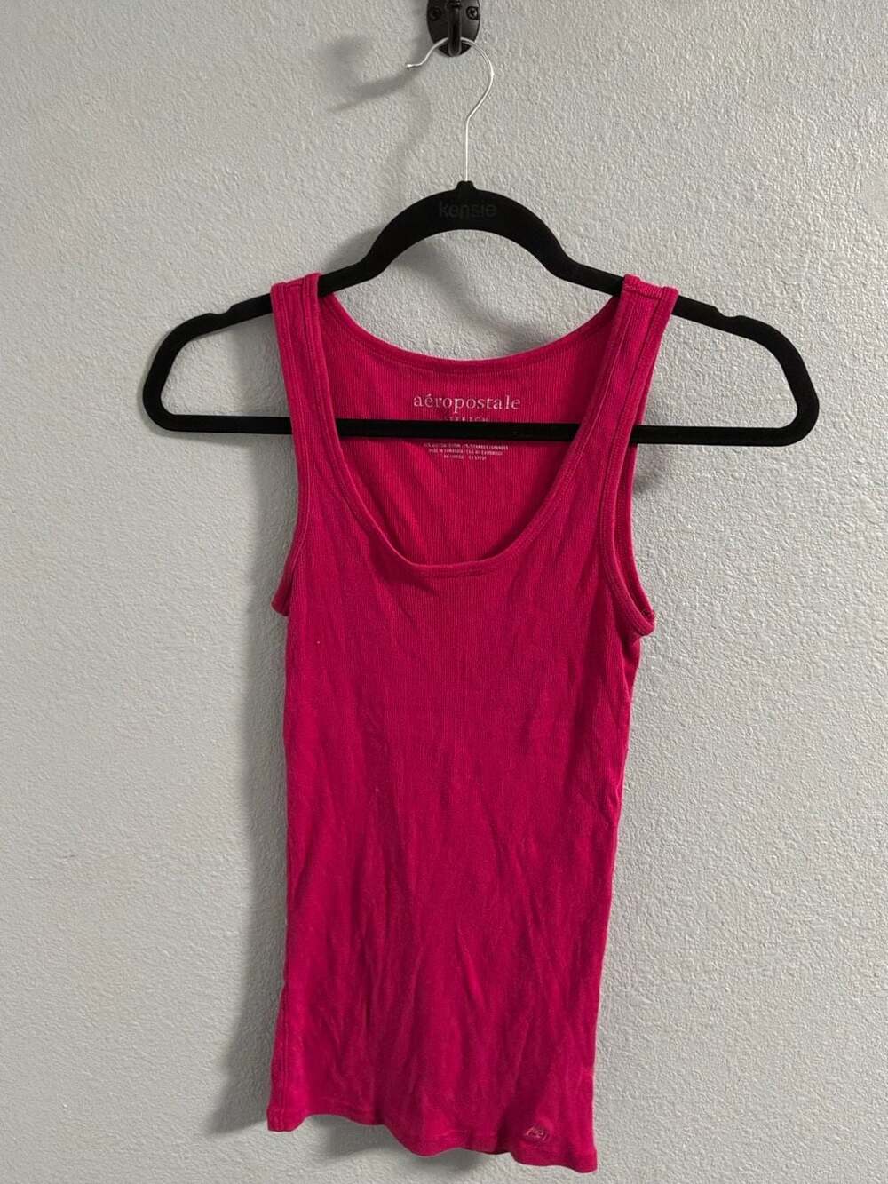 Aeropostale Stretch Pink Ribbed Tank Top Size M